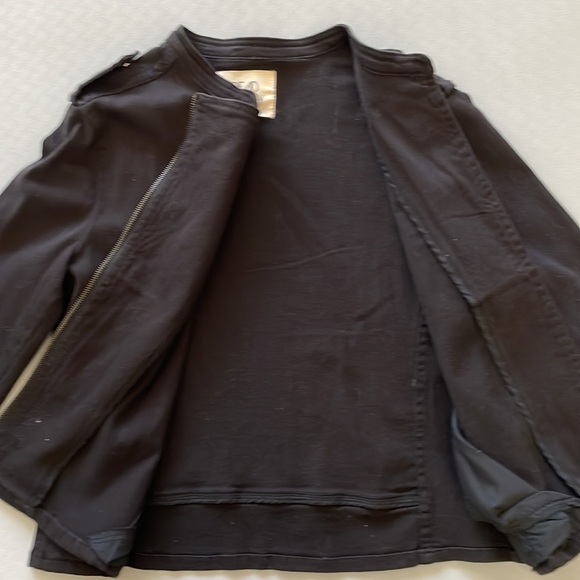 Women’s jacket - Picture 7 of 10